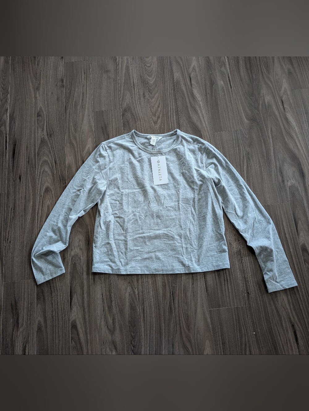 NWT Lot Of 2 Athleta Light Gray And White Long Sleeve Essential Tops (Size Small
